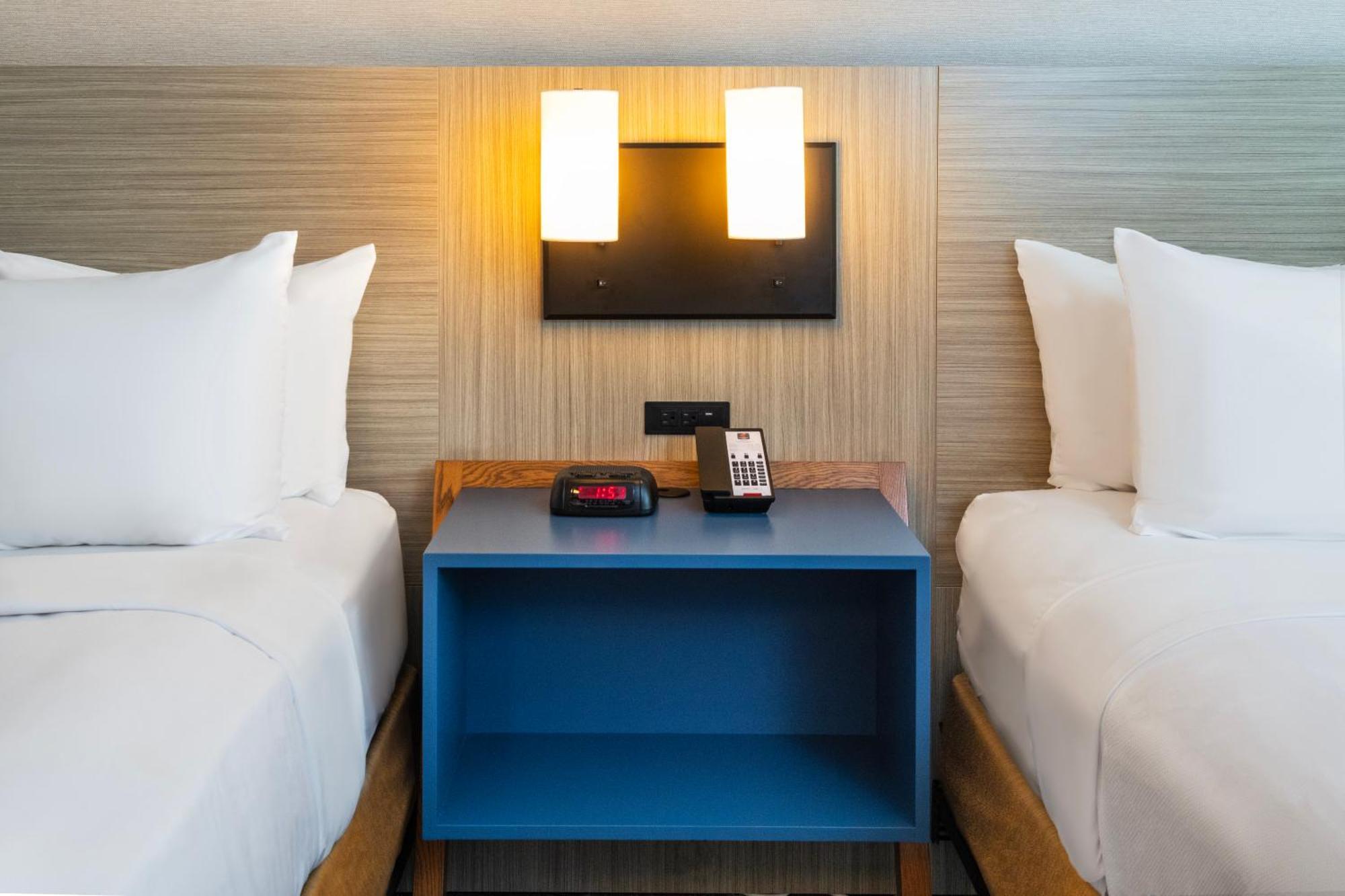 Comfort Inn Airport East Квебек Экстерьер фото