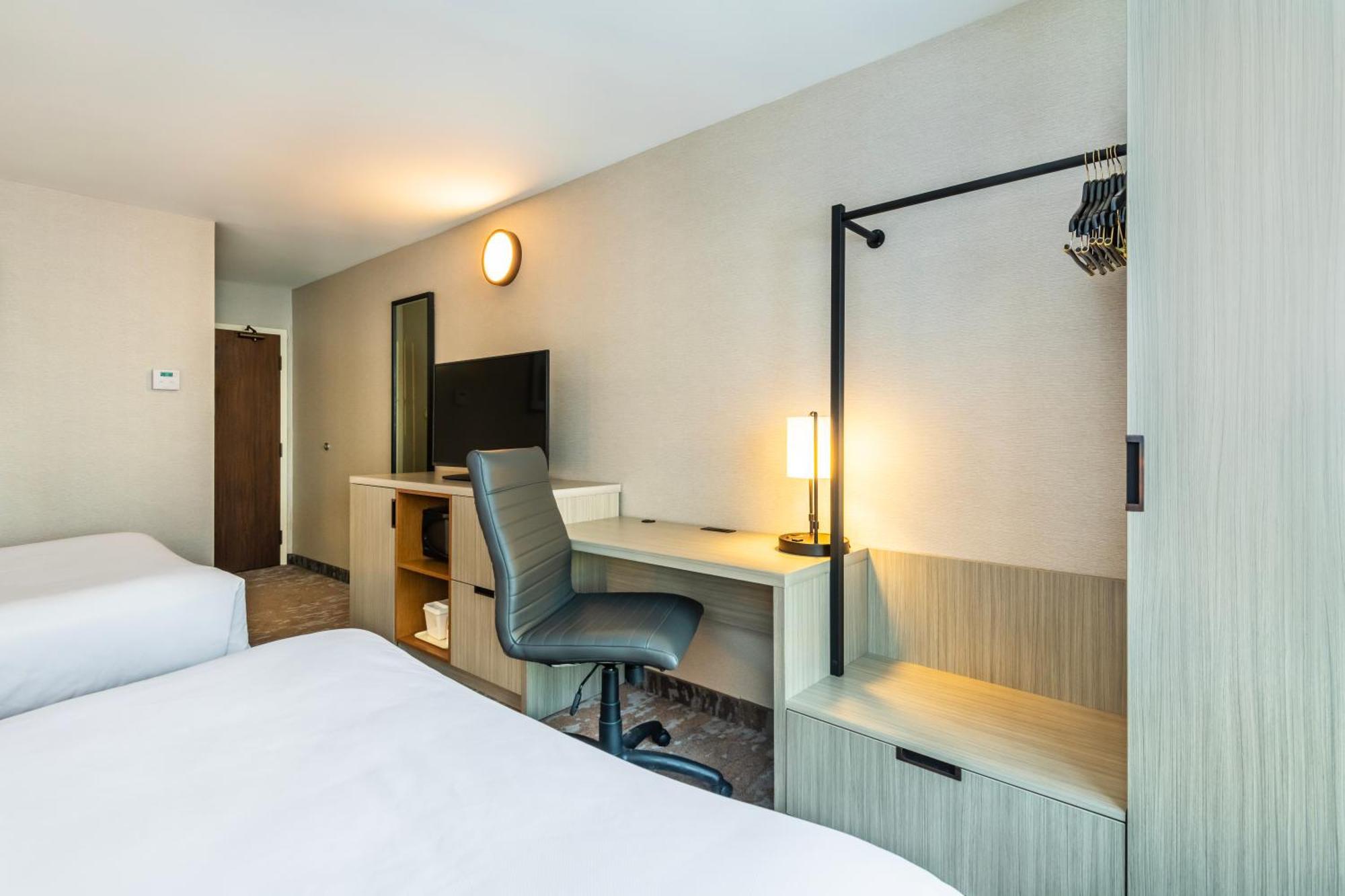 Comfort Inn Airport East Квебек Экстерьер фото