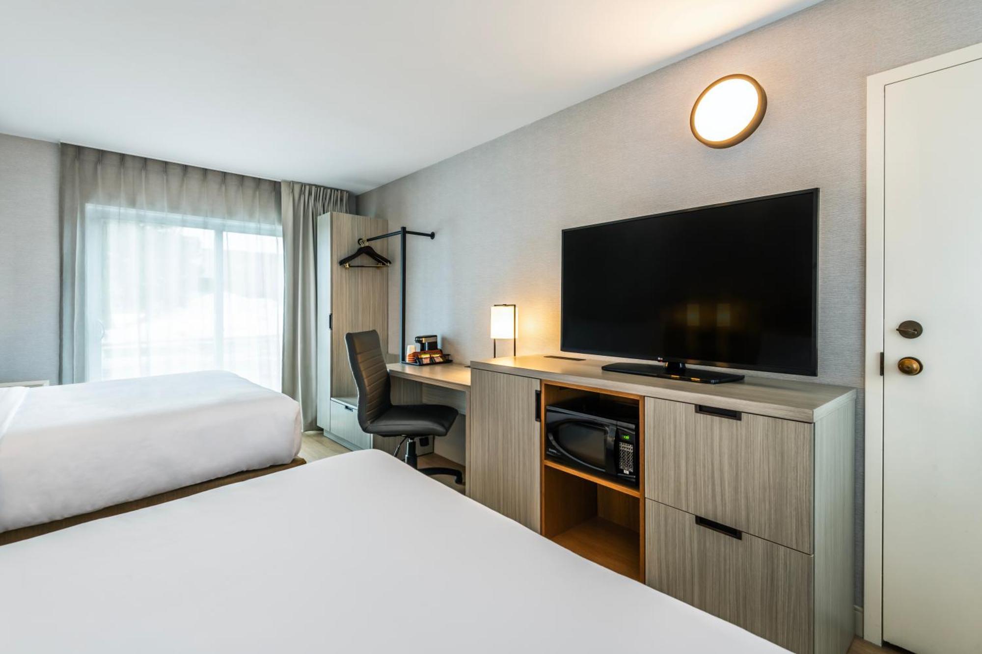 Comfort Inn Airport East Квебек Экстерьер фото